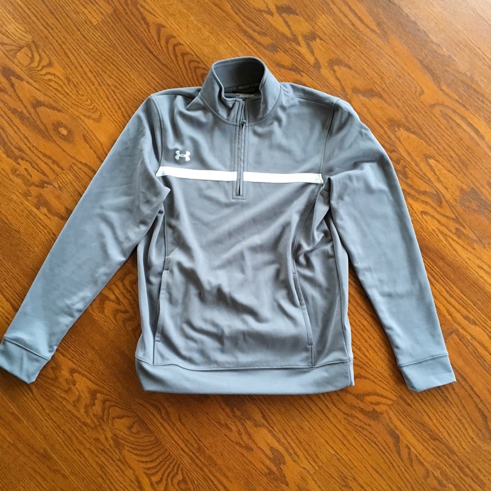 Under Armour pullover